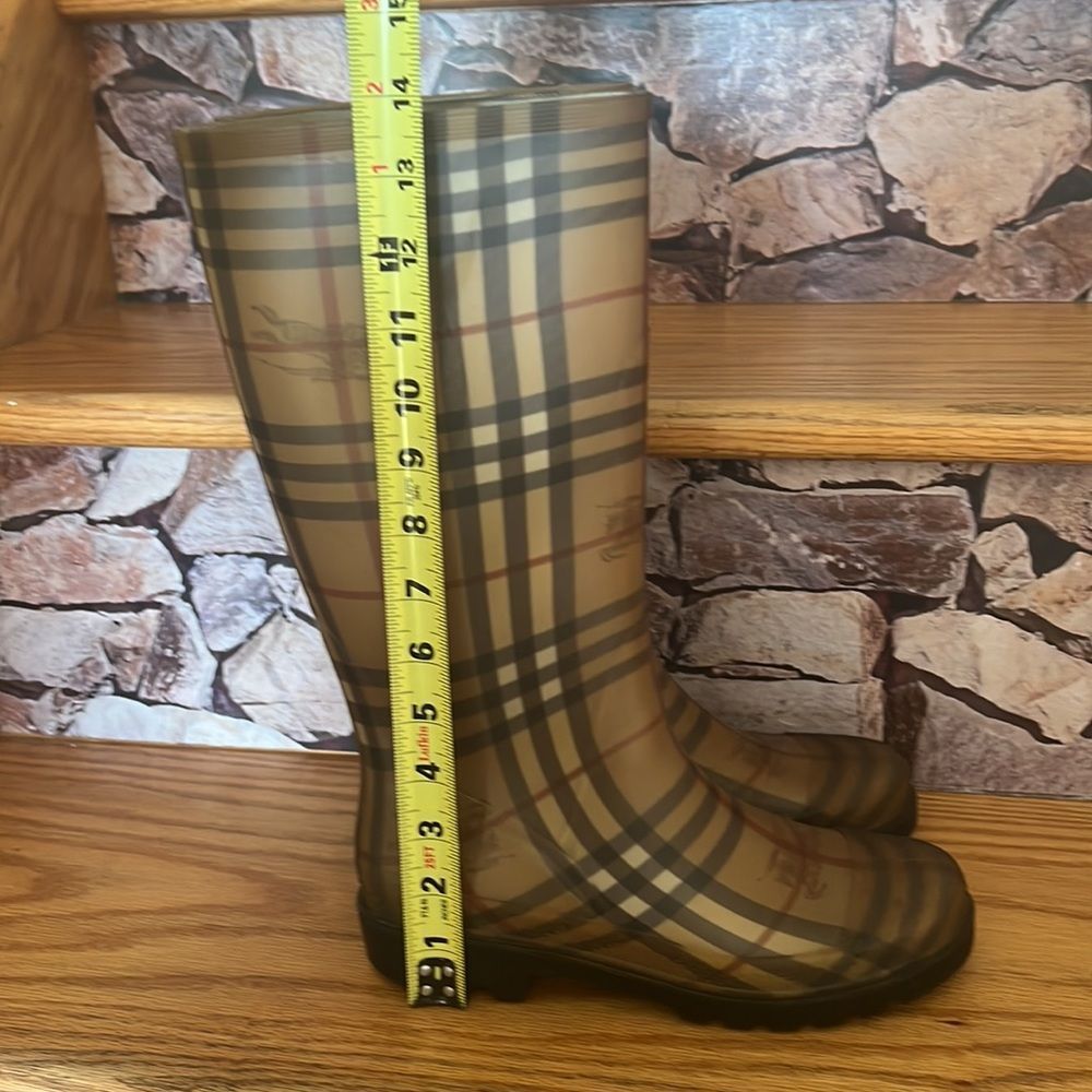 Burberry Rain Boots - Picture 5 of 11